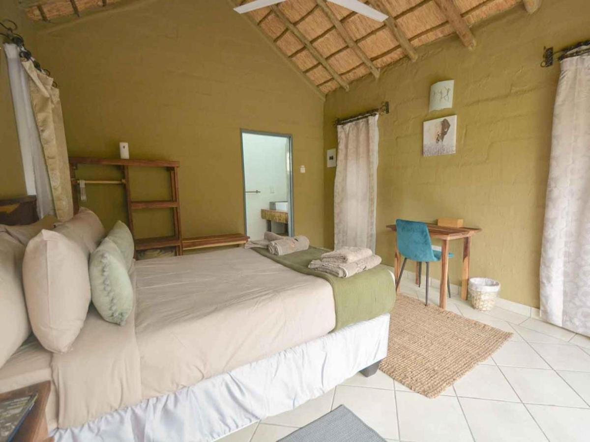 African Excursions Guest House Khwai Eksteriør billede